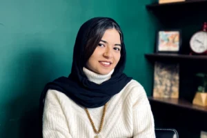 استاد نیلوفر راستی