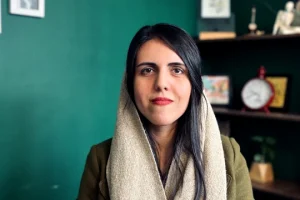 استاد ساناز علی اکبری